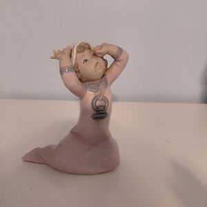 Lladro Baby yawning